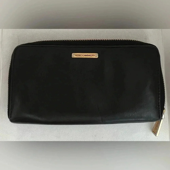 Rebecca Minkoff | ladies leather wallet. - Picture 2 of 15